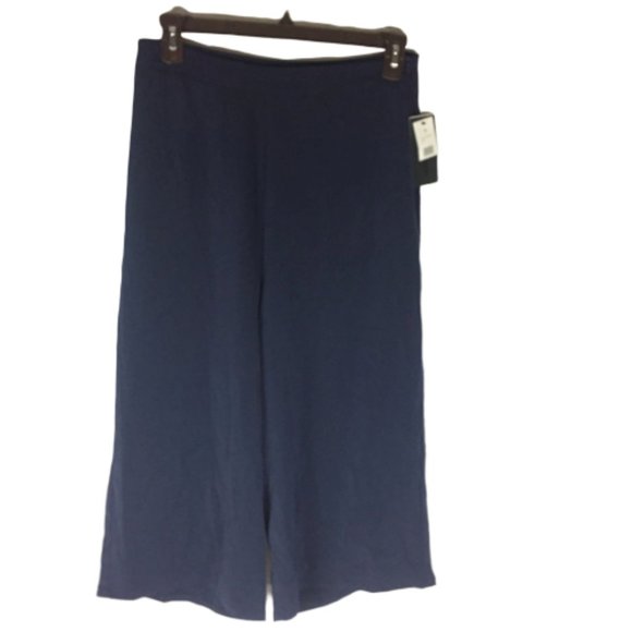 FASHION UNION Pants - Capri Culottes Gaucho Wide Leg pants Fashion Union